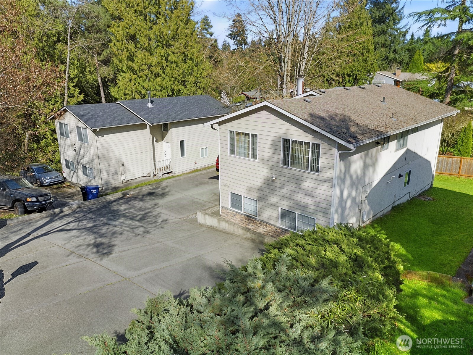 10606 Roosevelt Way NE