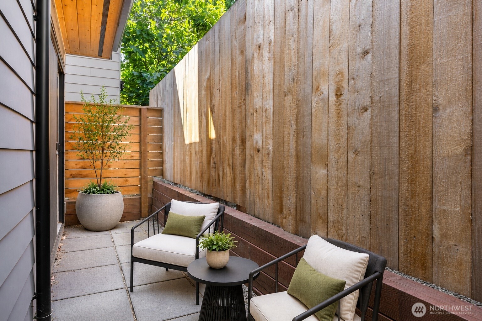 1255 NE 100th Street, Seattle, WA 98125, photo 5 of 16