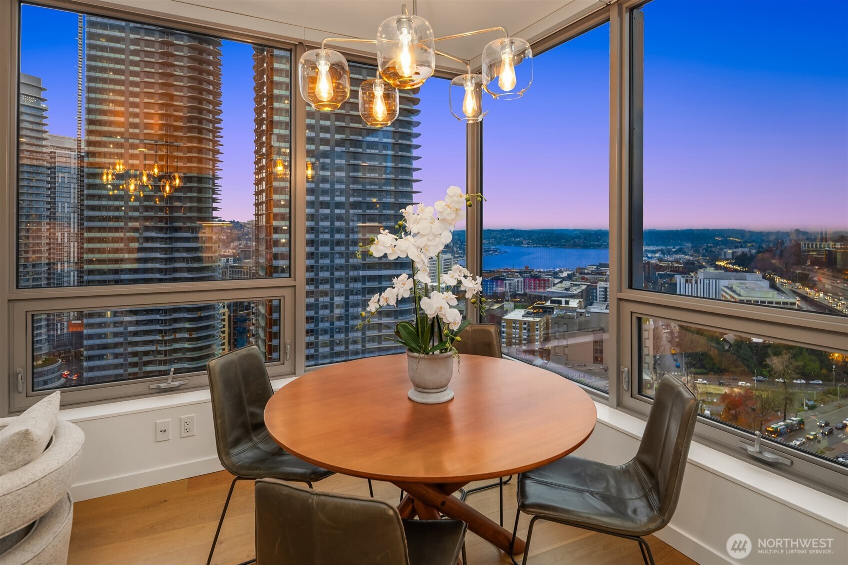 1808 Minor Avenue #2308, Seattle, WA 98101, photo 4 of 36