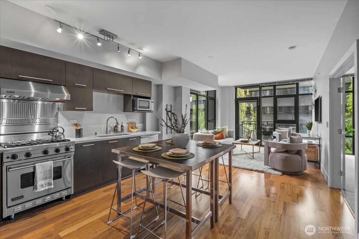 2911 2nd Avenue #506, Seattle, WA 98121, photo 4 of 40