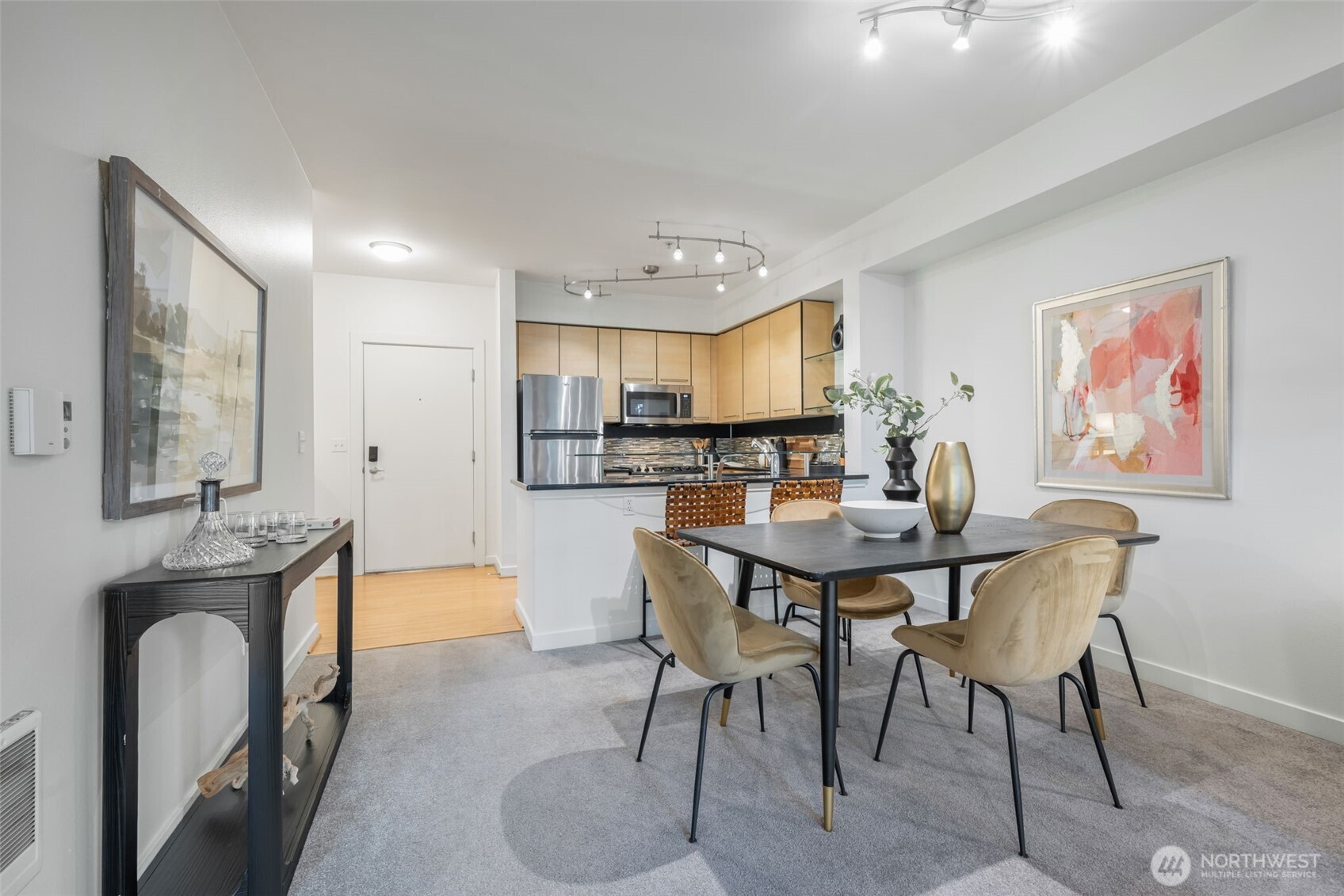 1410 E Pine Street #W205, Seattle, WA 98122, photo 5 of 40