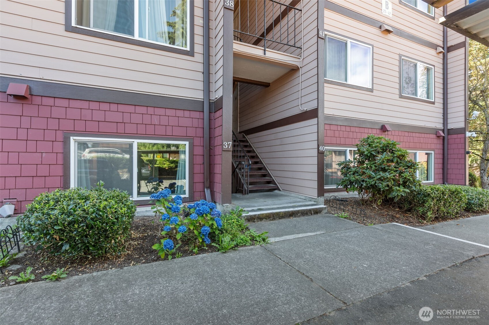 17430 Ambaum Boulevard S #37, Seattle, WA 98148, photo 2 of 32