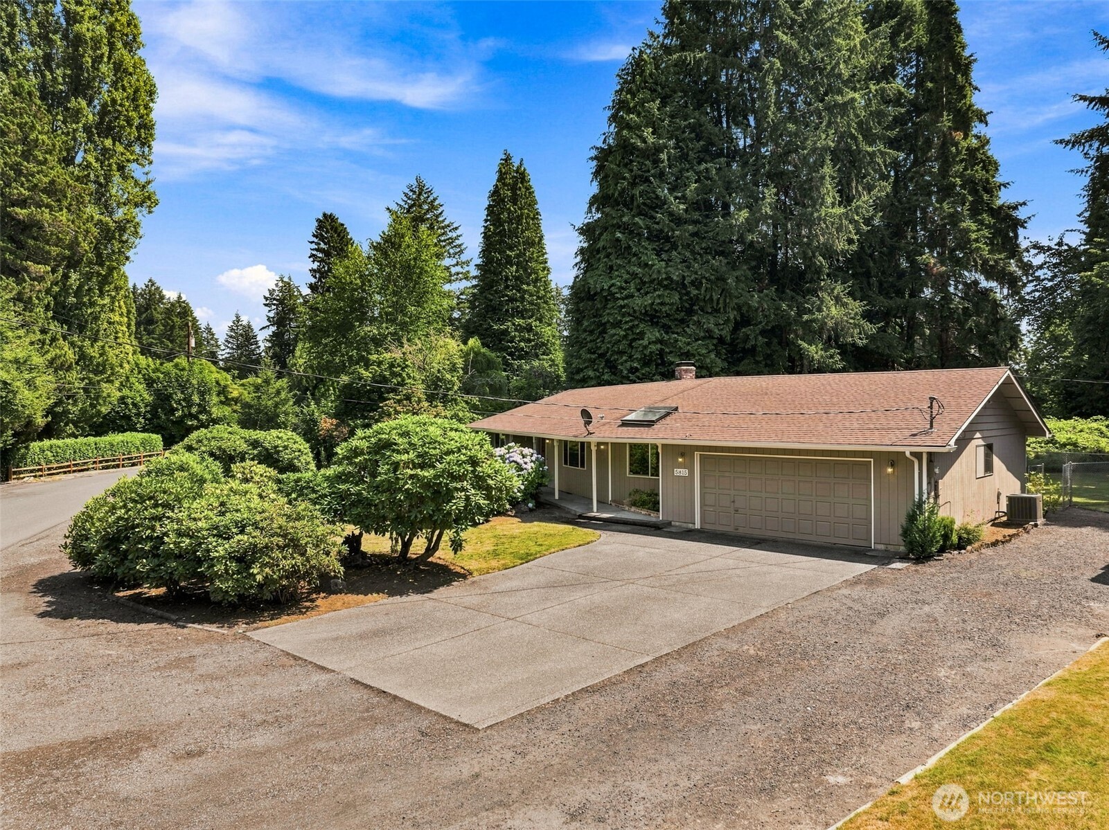 5815 7th Avenue SE