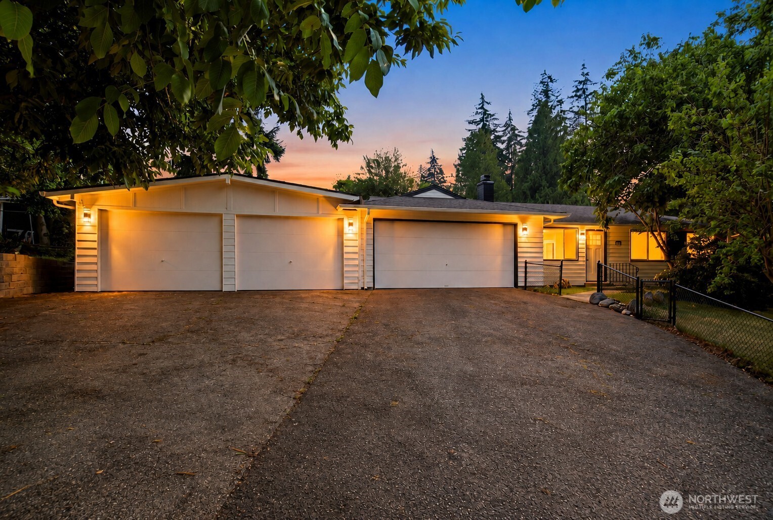 853 S 306th Street