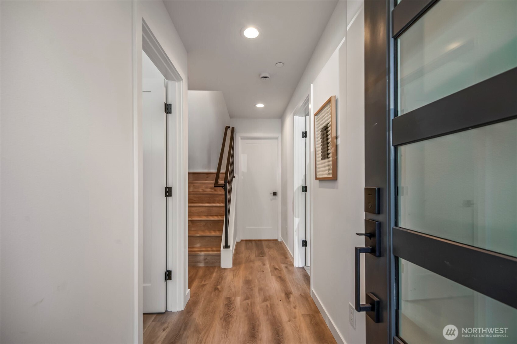 117 22nd Avenue #B, Seattle, WA 98122, photo 3 of 39