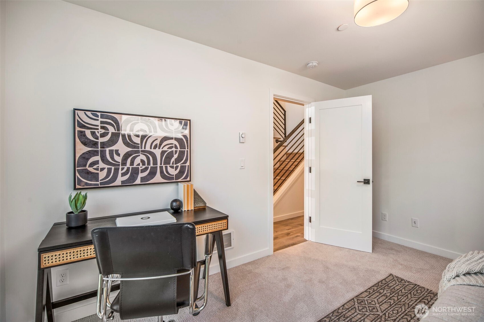 117 22nd Avenue #B, Seattle, WA 98122, photo 5 of 39