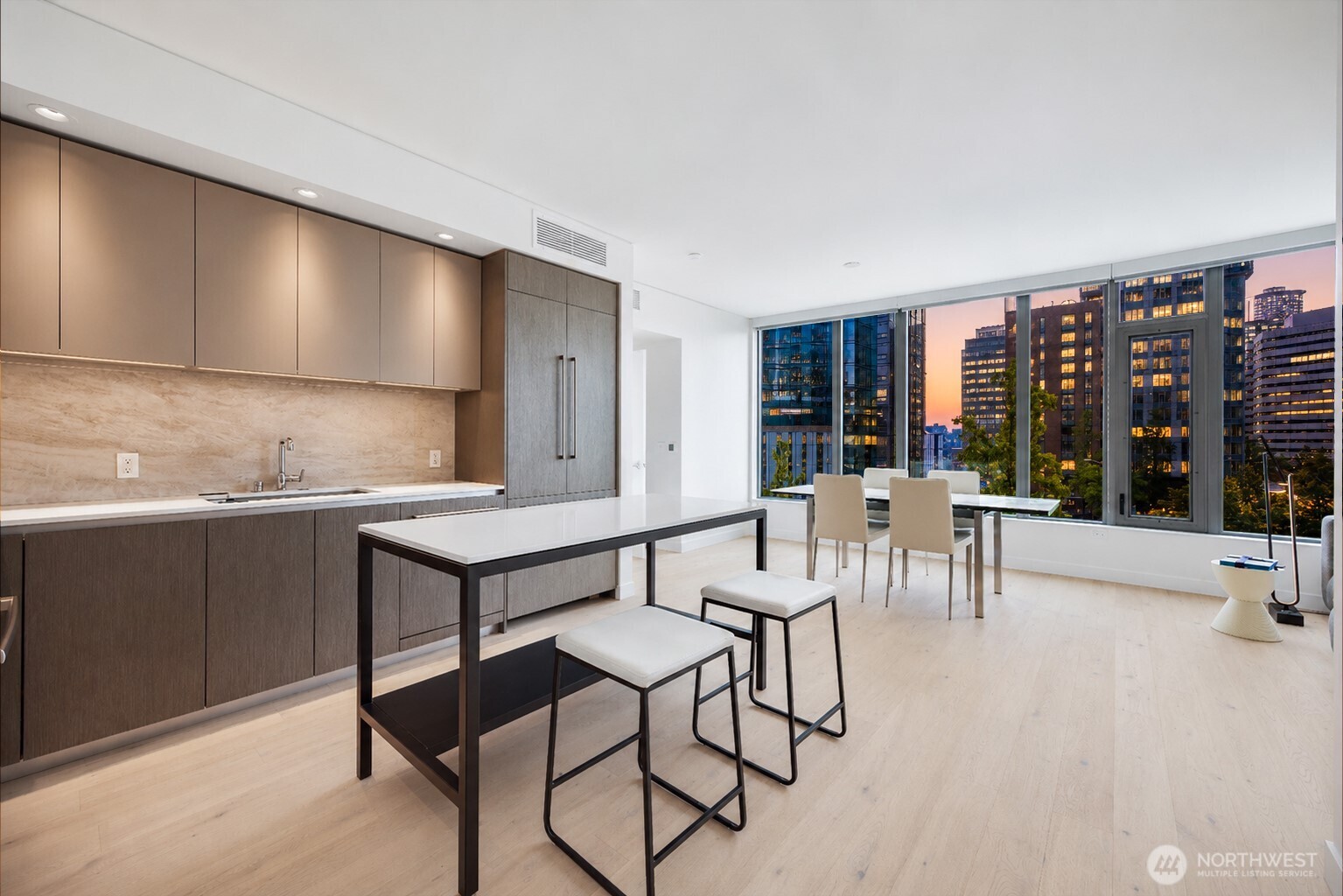 2510 6th Avenue #403