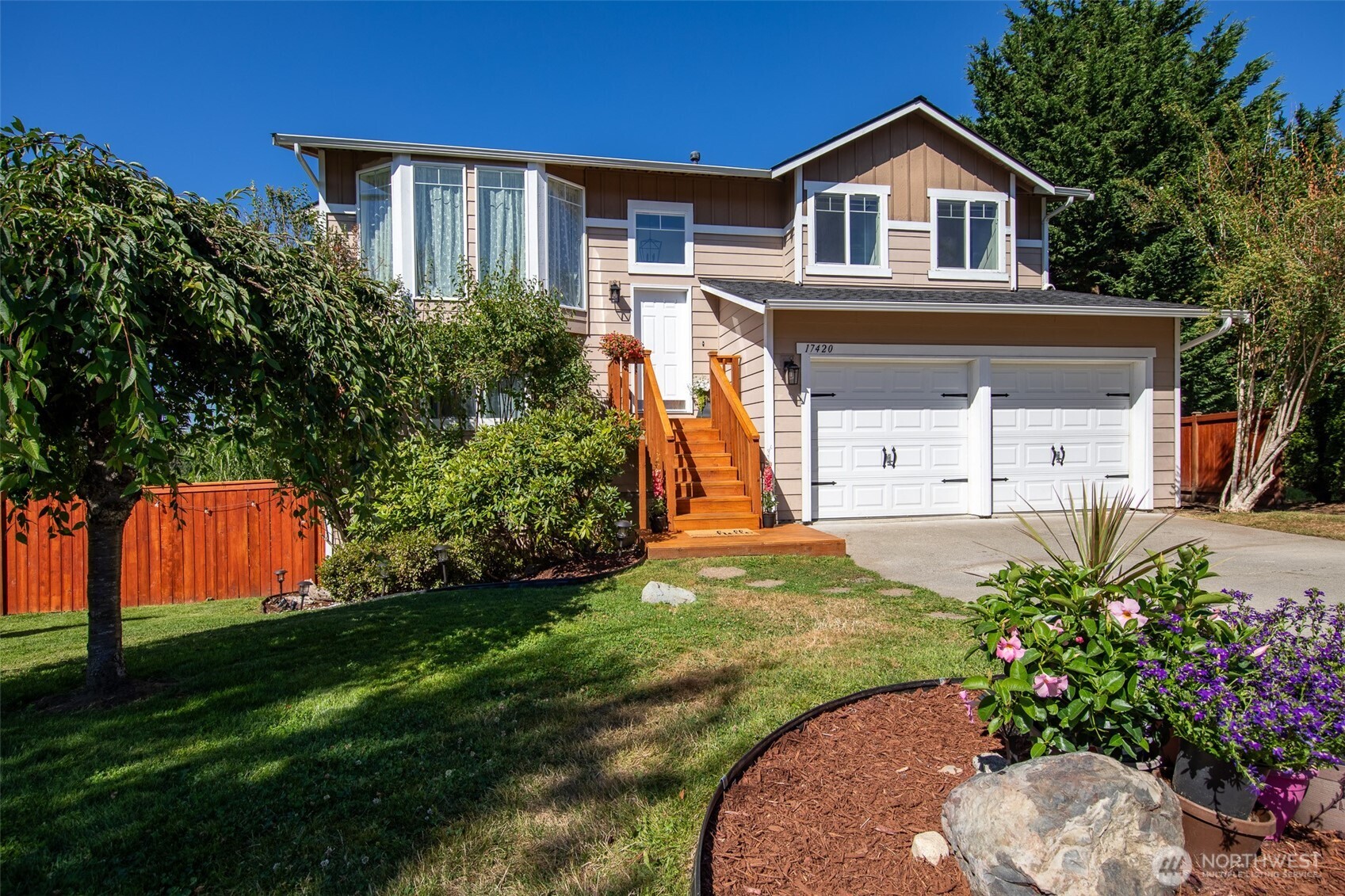 17420 73rd Drive NE