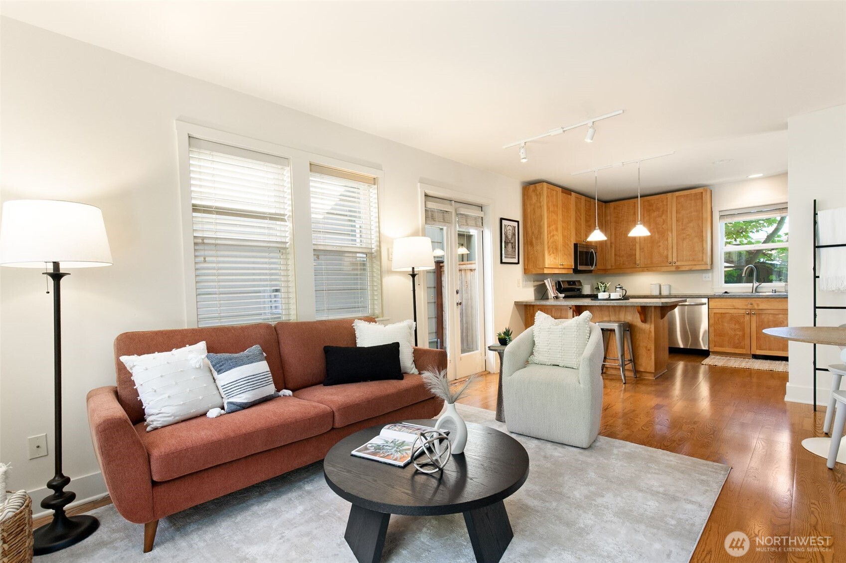 6318 5th Avenue NE #C, Seattle, WA 98115, photo 3 of 28