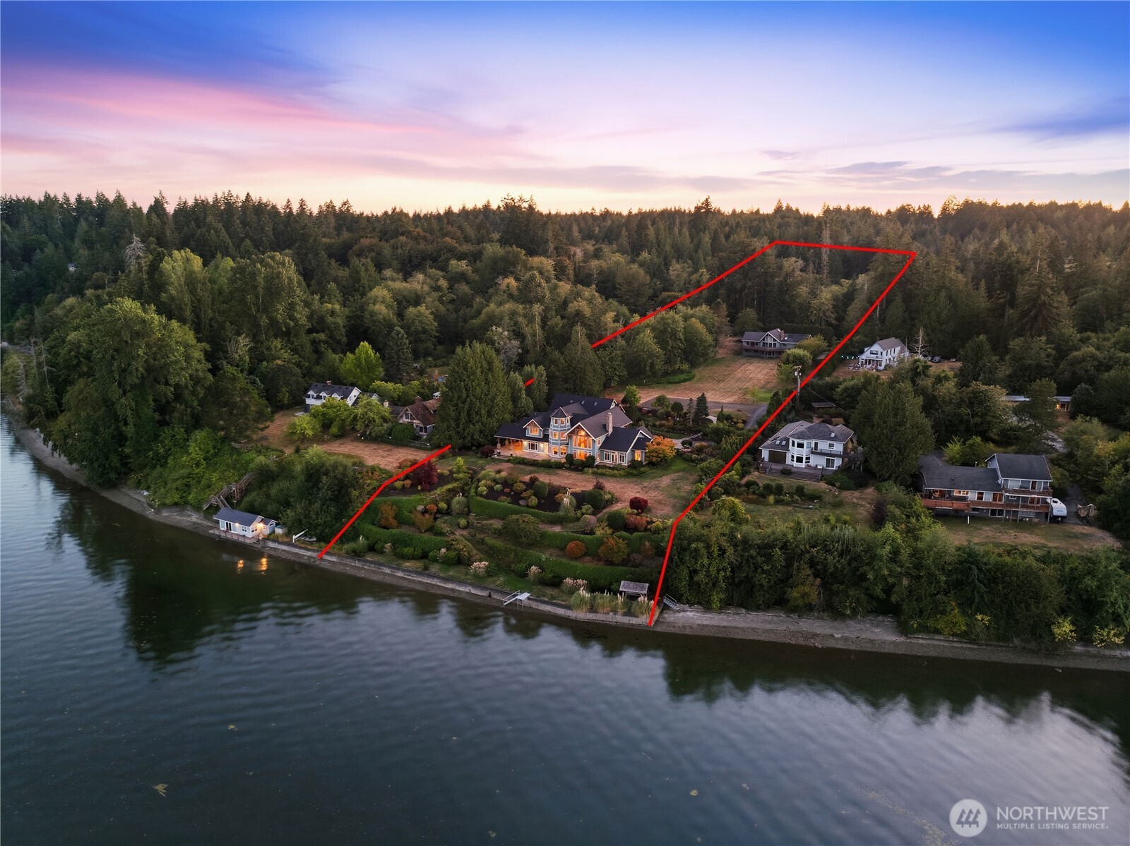 6943 NE 76th Avenue, Olympia, WA 98506, photo 4 of 40