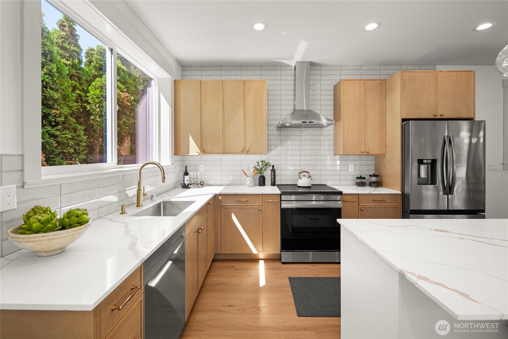 2652 NW 95th Street, Seattle, WA 98117, photo 5 of 20