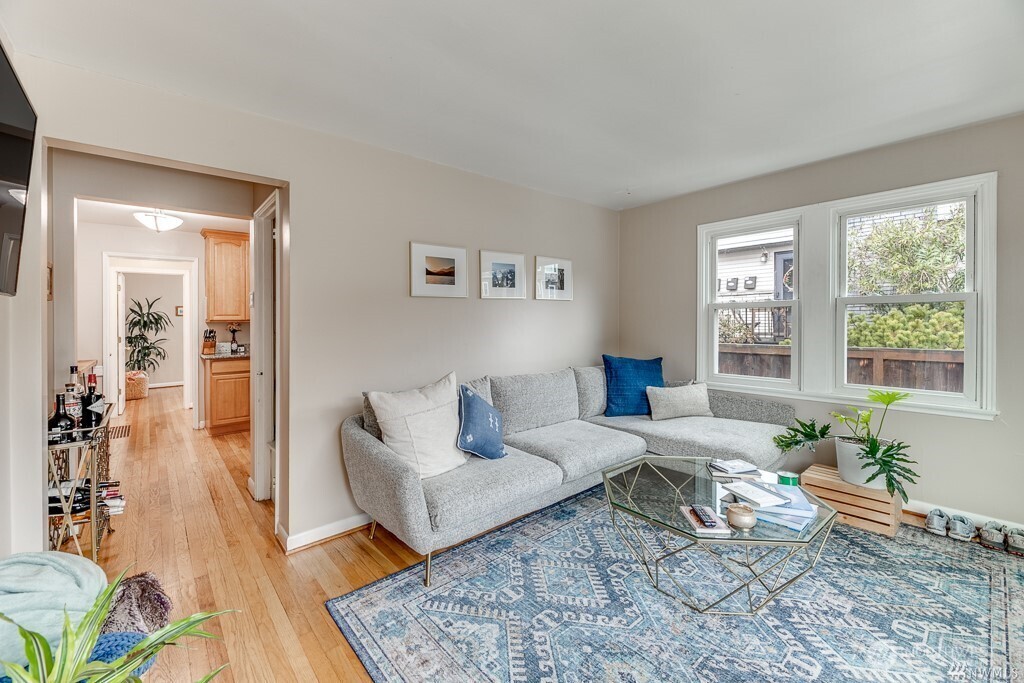 6041 5th Avenue NW, Seattle, WA 98107, photo 4 of 20