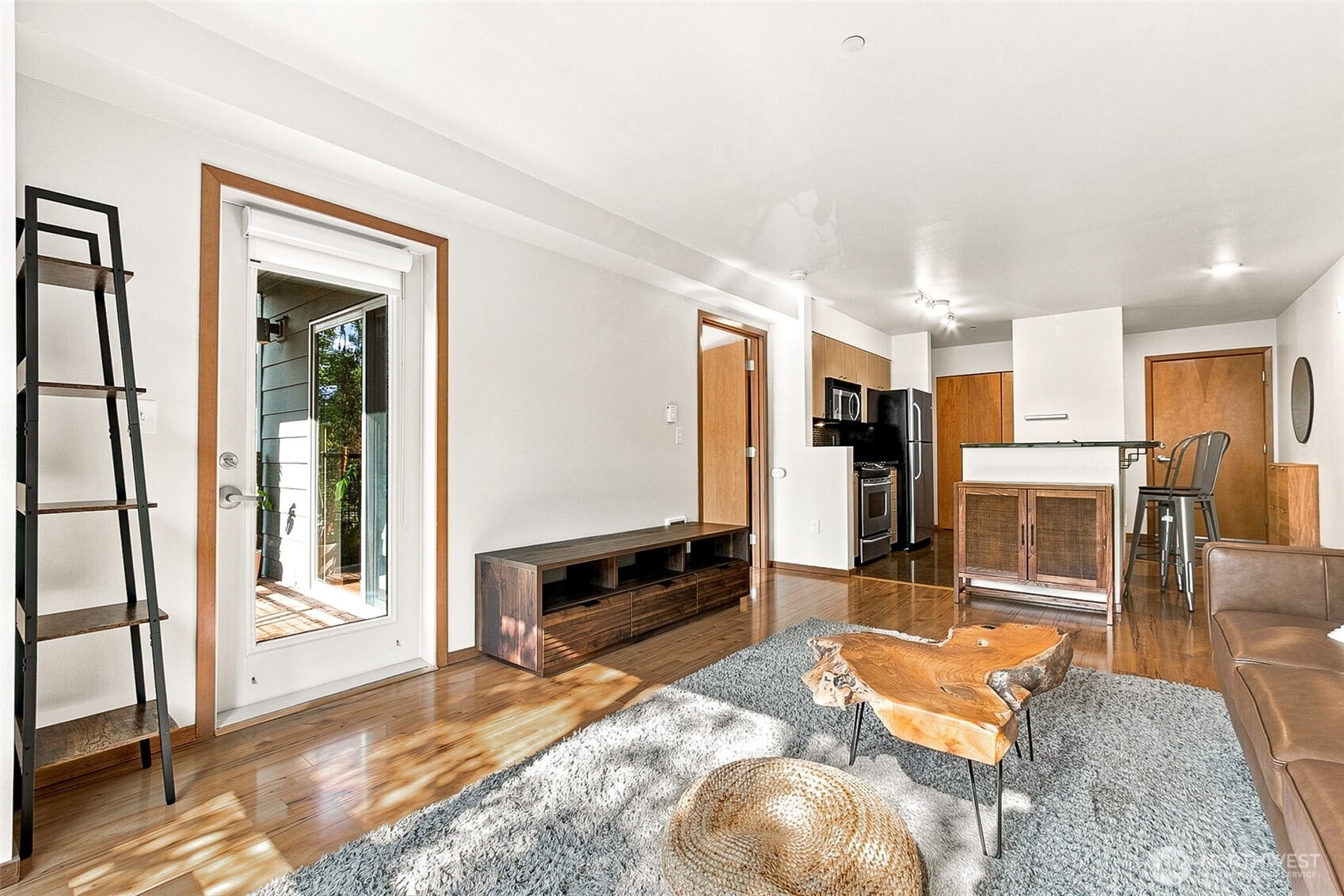 412 11th Avenue #303, Seattle, WA 98122, photo 5 of 24