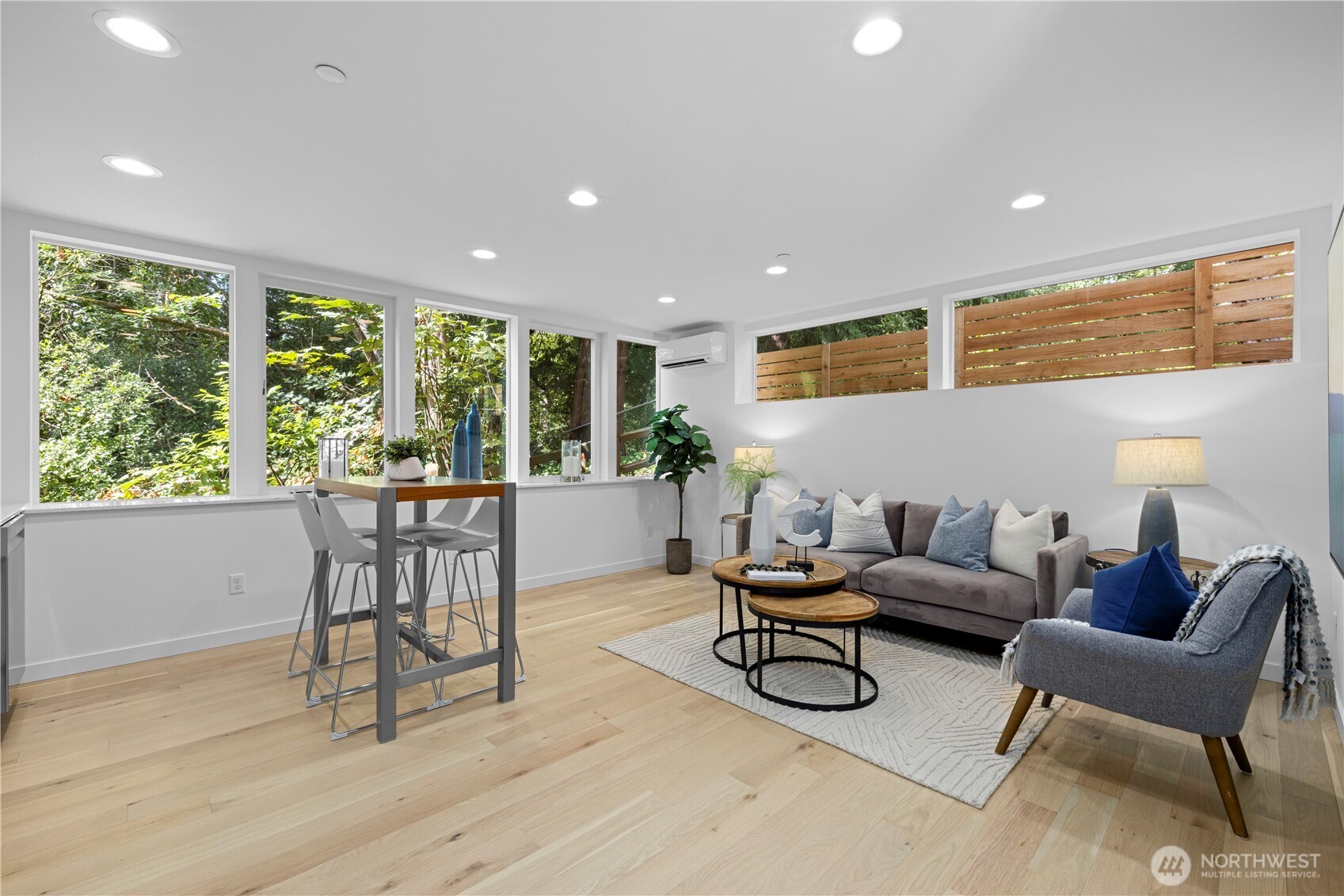 12013 36th Avenue NE, Seattle, WA 98125, photo 2 of 17