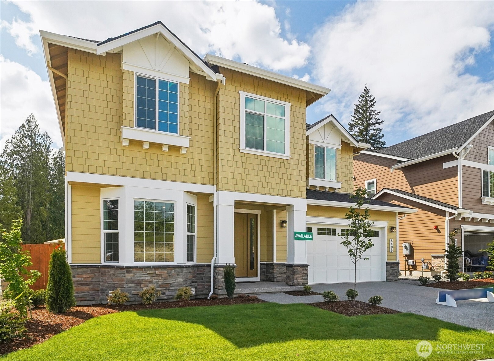 6406 213th Avenue Ct E, Lake Tapps, WA 98391, photo 2 of 3