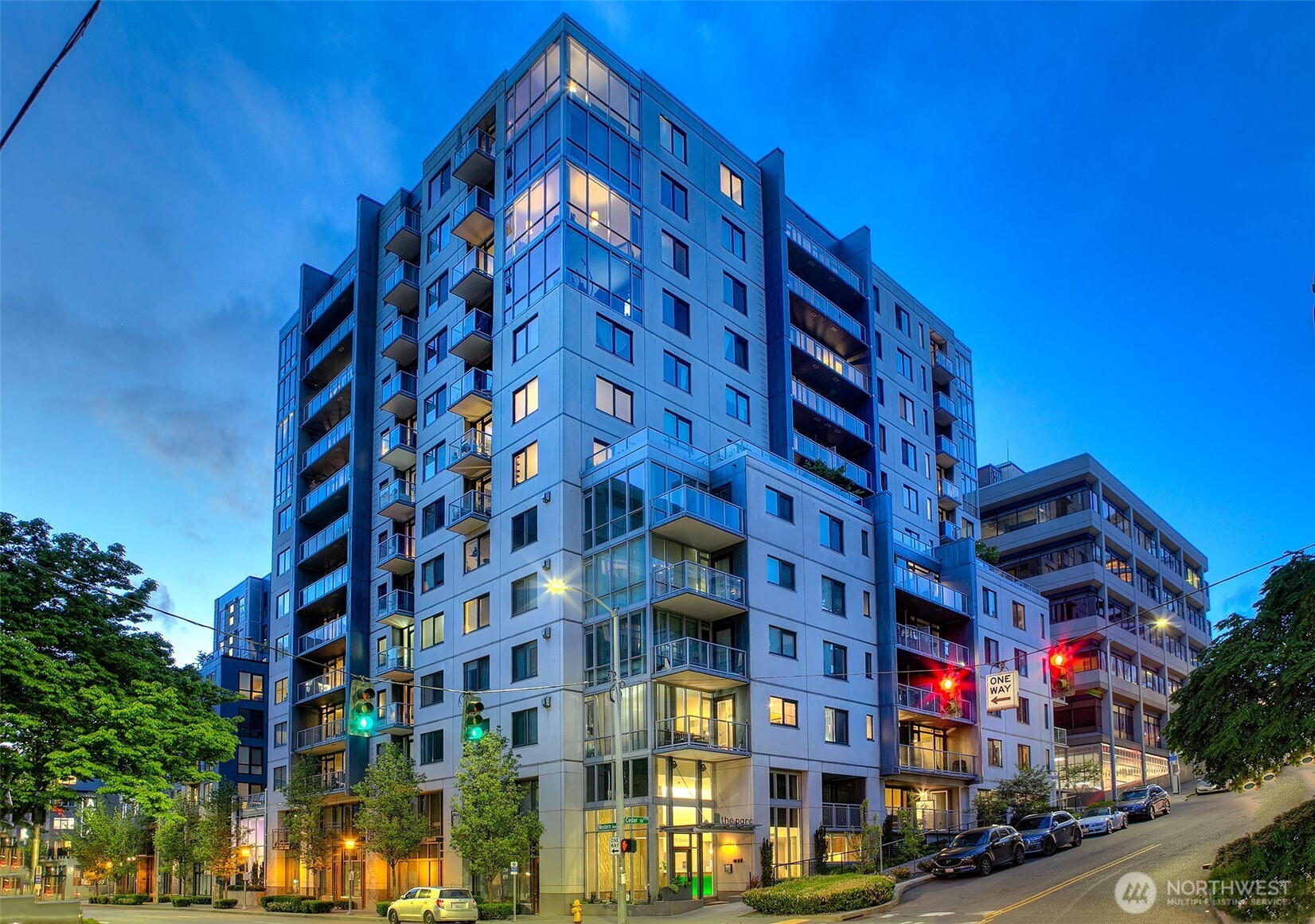 81 Clay Street #527, Seattle, WA 98121, photo 2 of 28