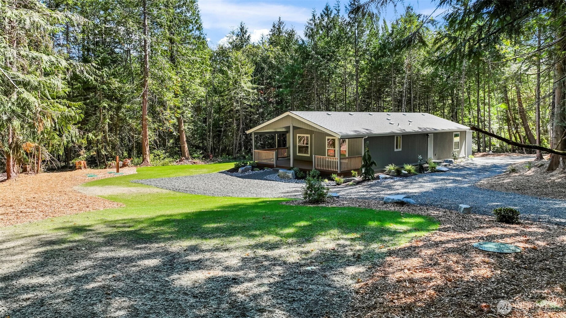 3975 Salmonberry Road SE
