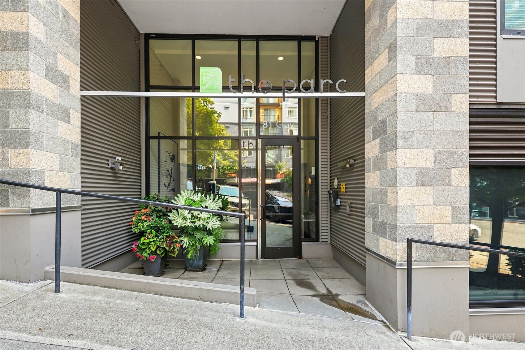 81 Clay Street #430, Seattle, WA 98121, photo 3 of 38