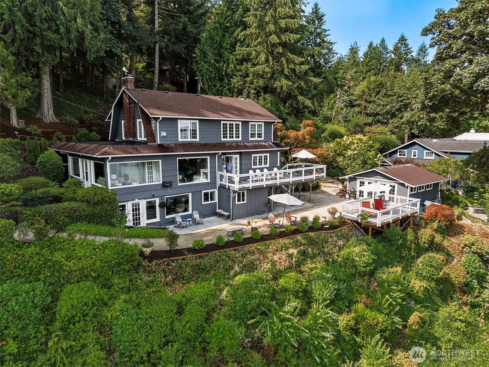 3242 French Loop NW