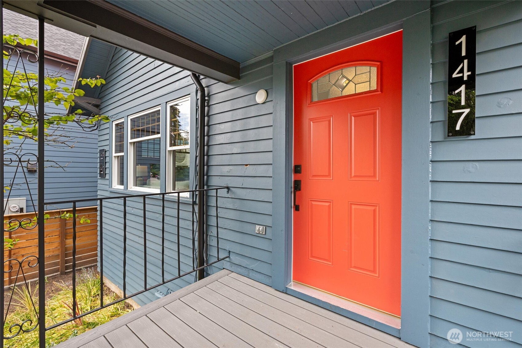 1417 Martin Luther King Jr Way, Seattle, WA 98122, photo 2 of 38