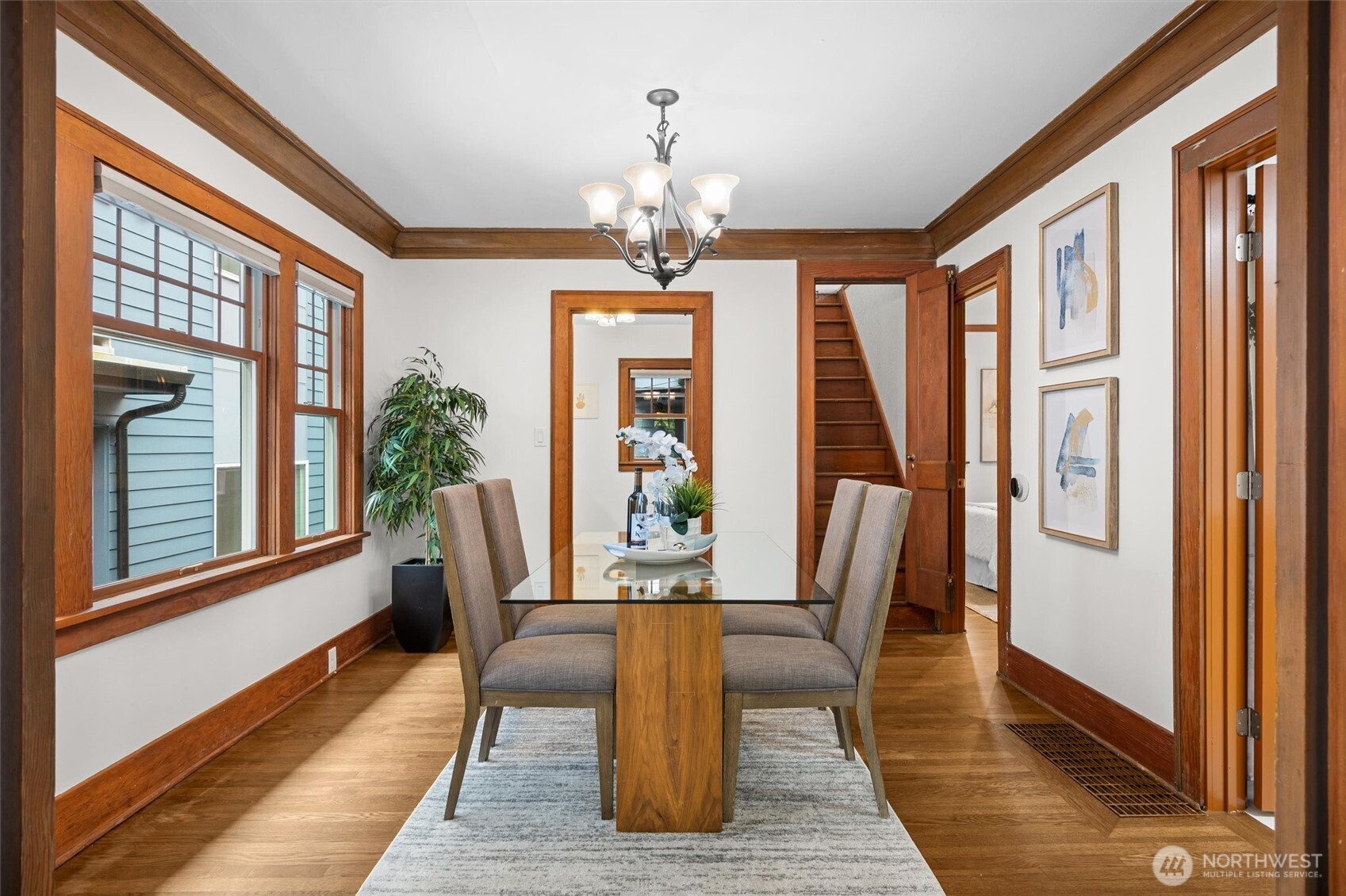1417 Martin Luther King Jr Way, Seattle, WA 98122, photo 5 of 38