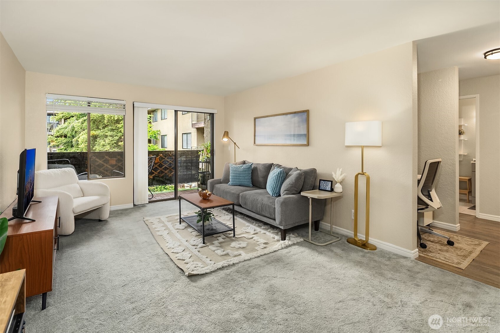 750 N 143rd Street #208, Seattle, WA 98133, photo 4 of 27