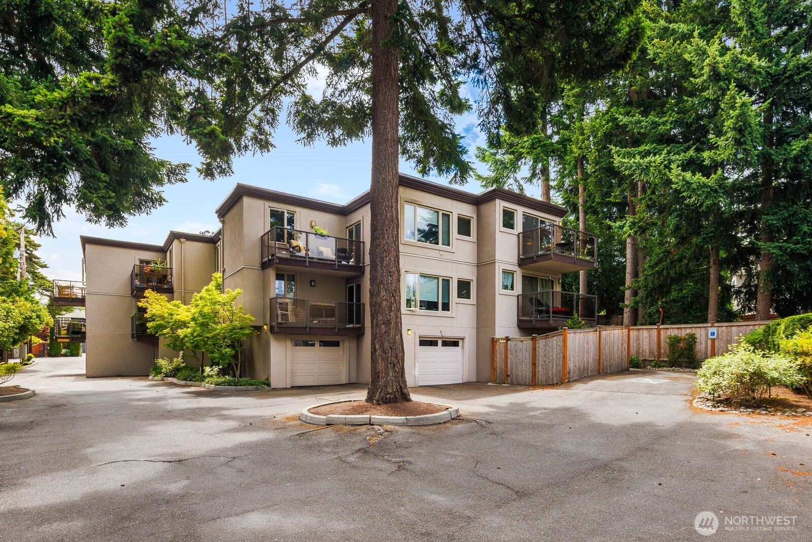 8503 Bowdoin Way #201