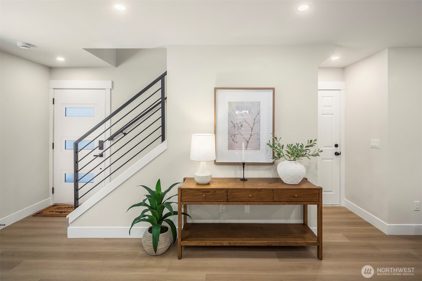 11028 Evanston Avenue N, Seattle, WA 98133, photo 4 of 22