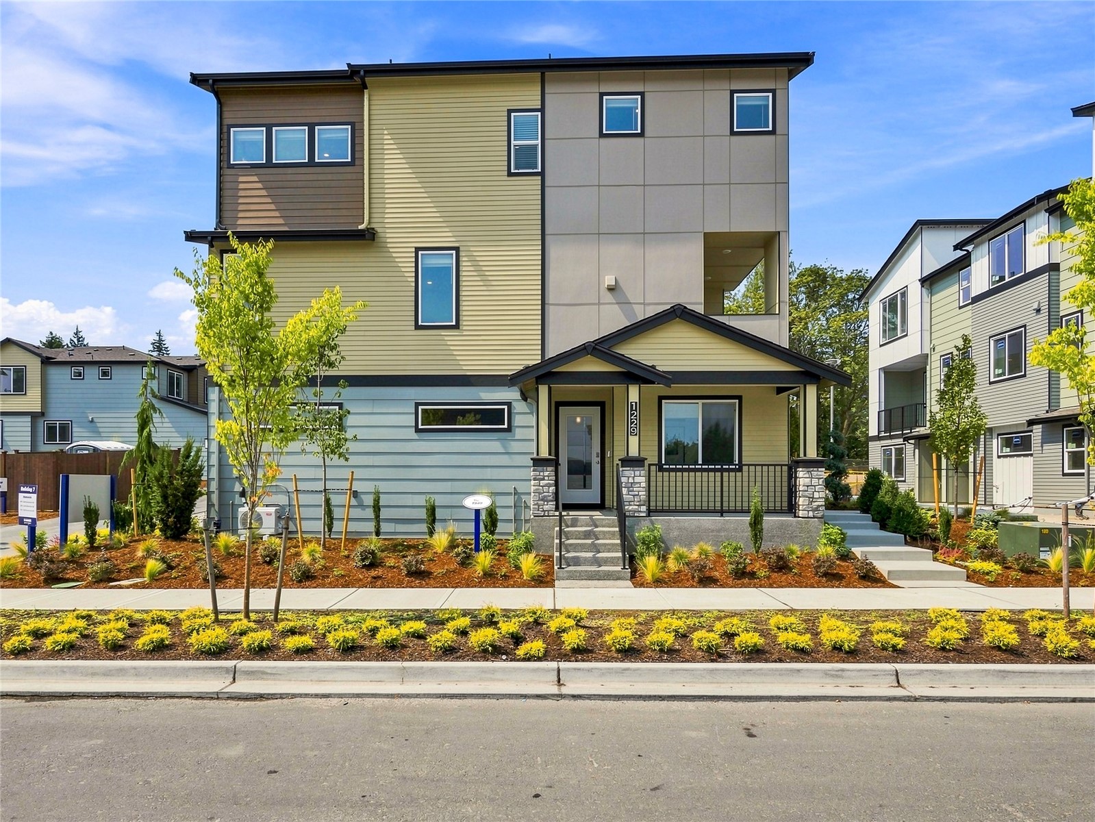 1230 Tacoma Court NE #16