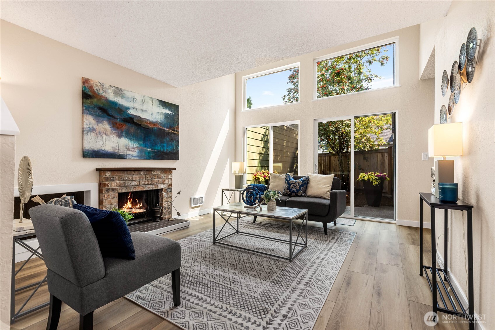 8408 25th Avenue SW #D, Seattle, WA 98106, photo 4 of 32