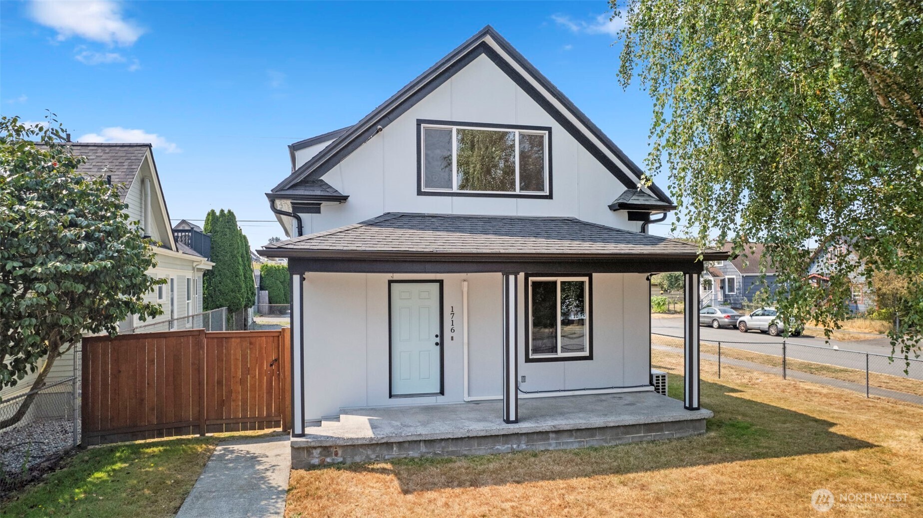 2104 Rockefeller Avenue #1716