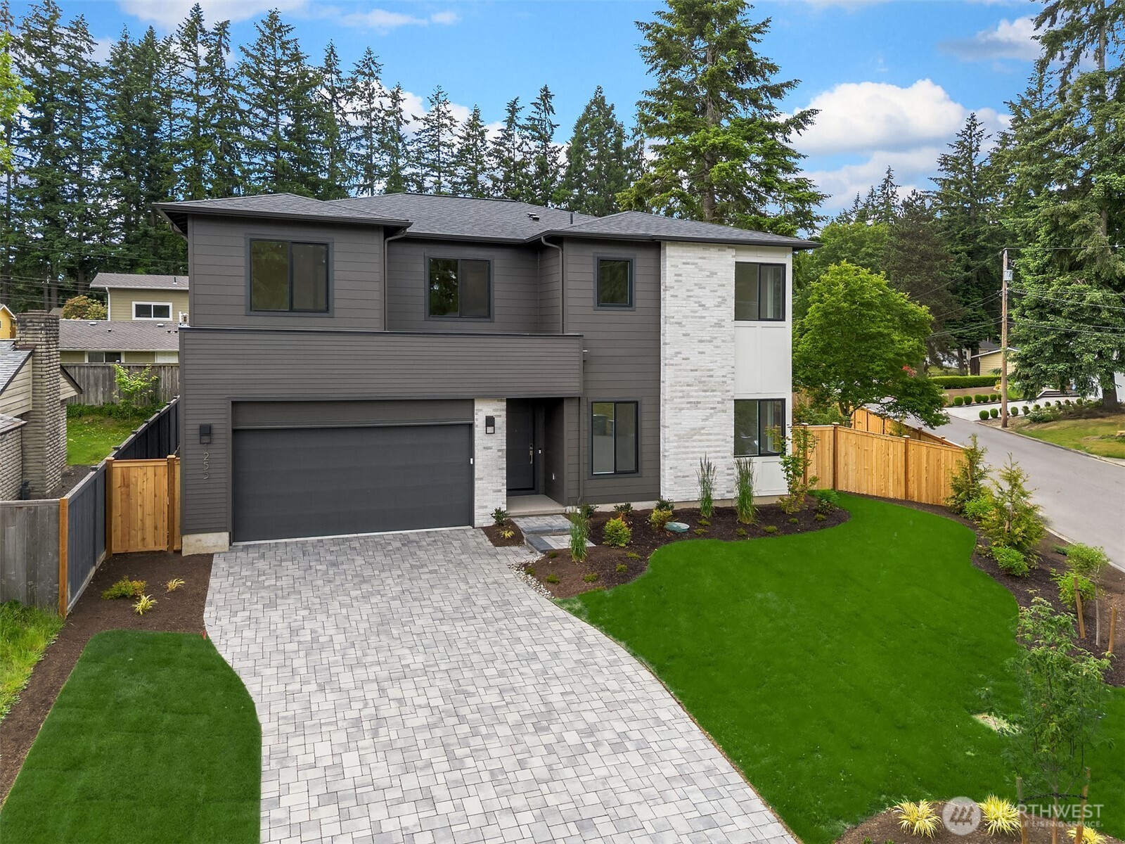 1255 169th Avenue NE