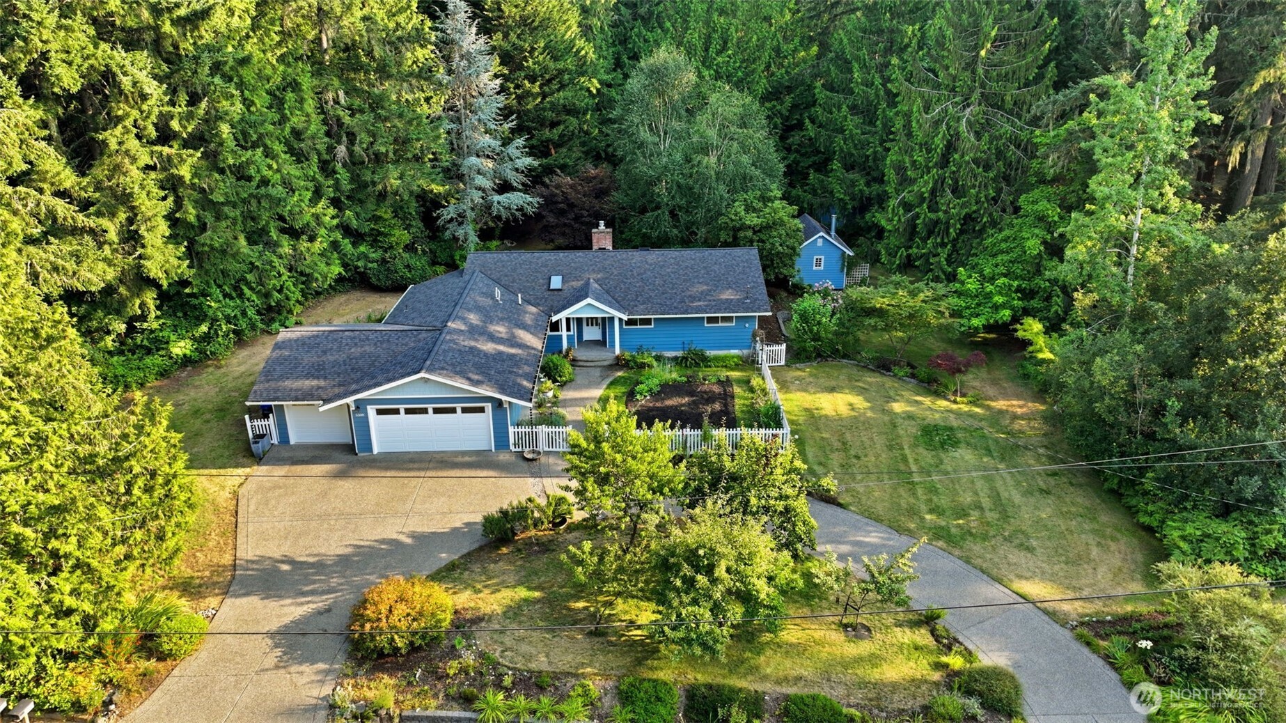 5308 View Point Drive NW