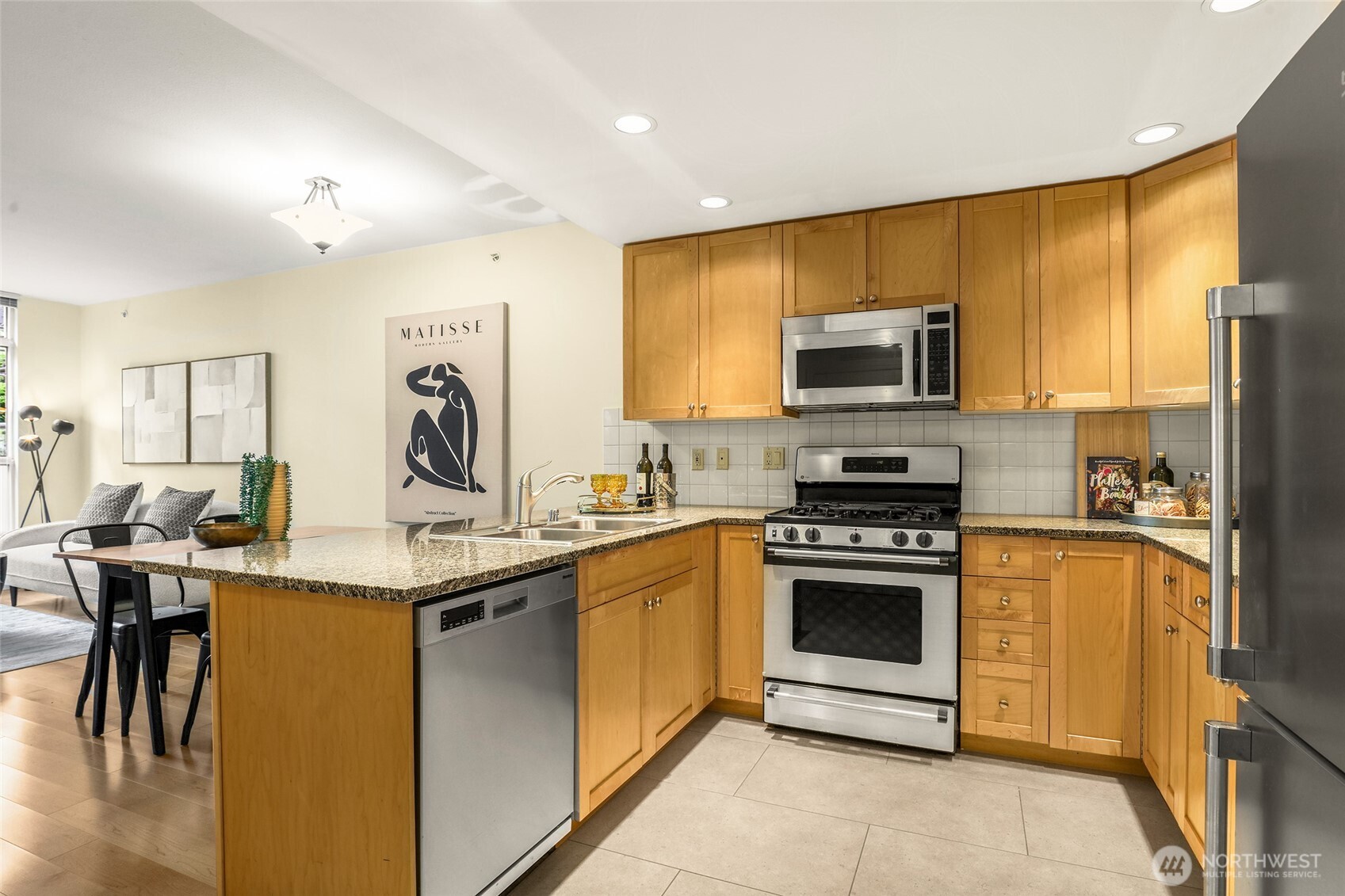 1420 Terry Avenue #304, Seattle, WA 98101, photo 3 of 20