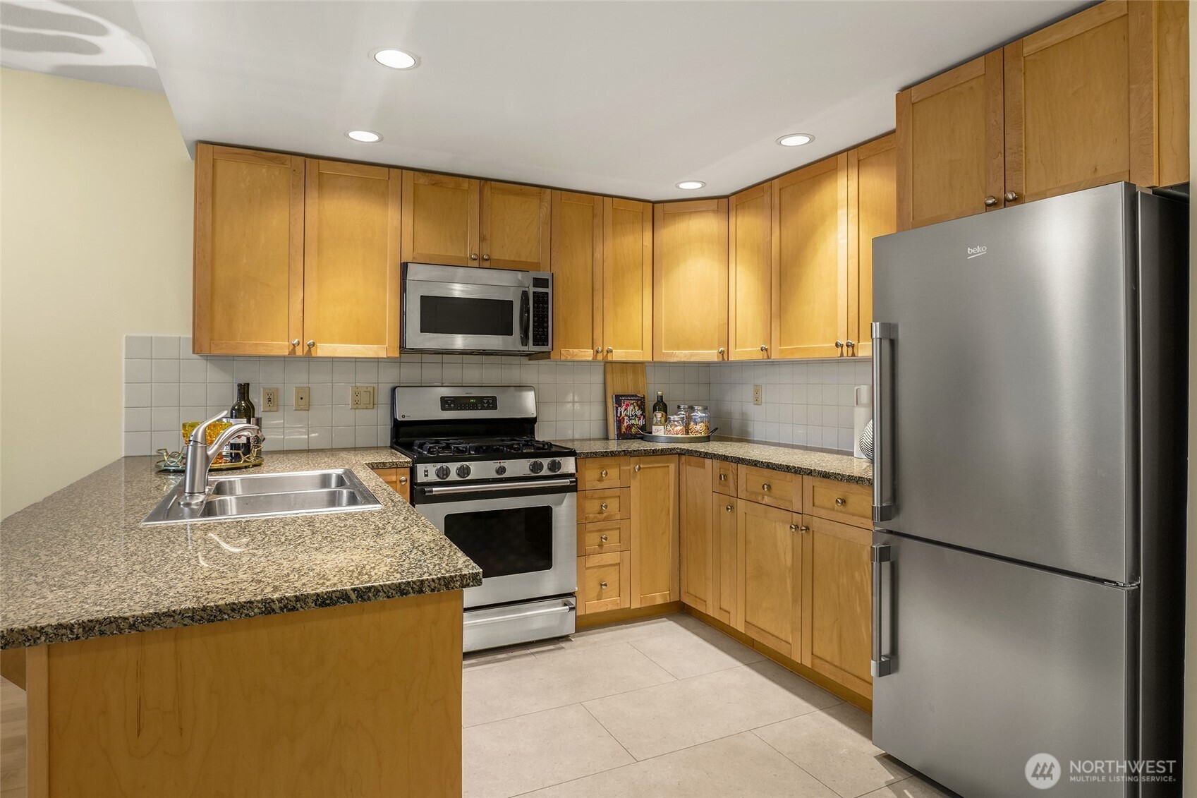 1420 Terry Avenue #304, Seattle, WA 98101, photo 4 of 20