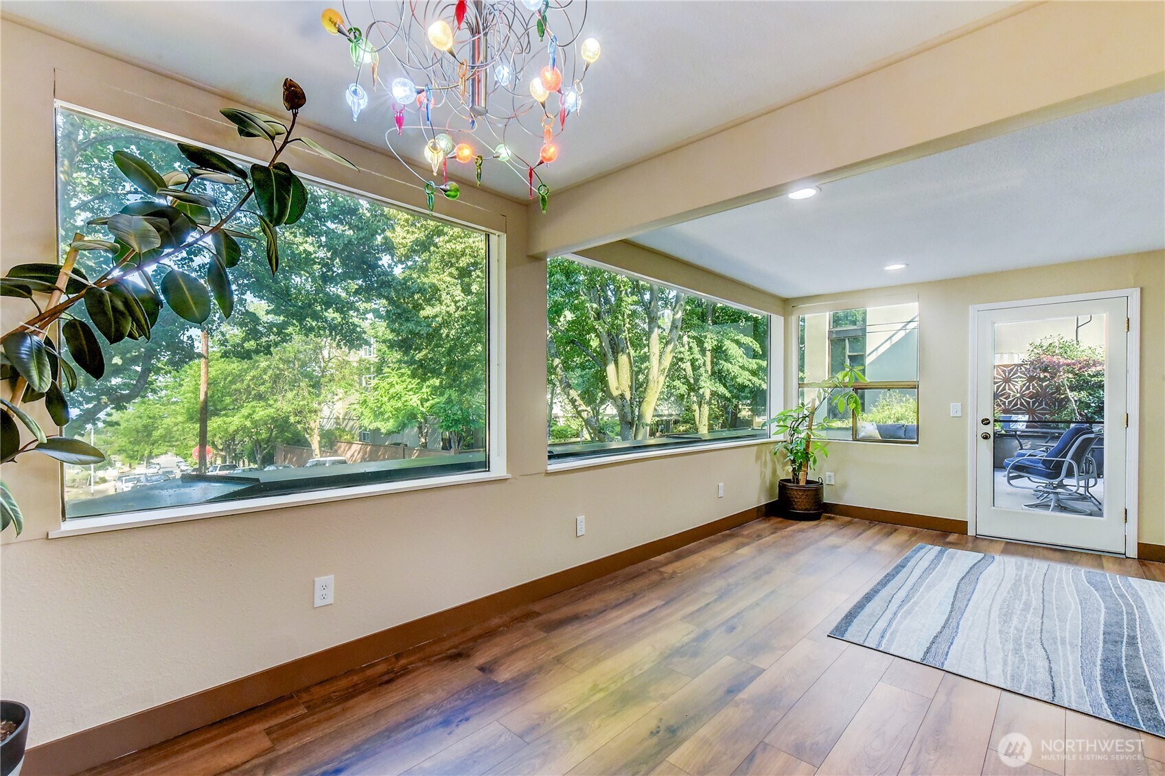 5038 California Avenue SW #1, Seattle, WA 98136, photo 4 of 20