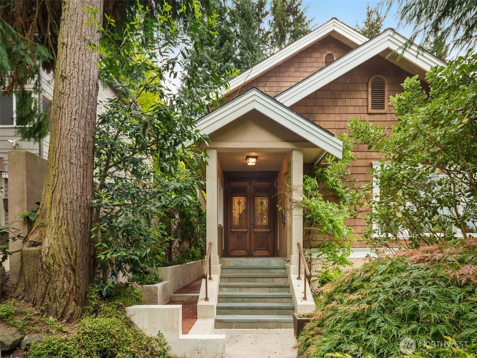1007 W Newell Street