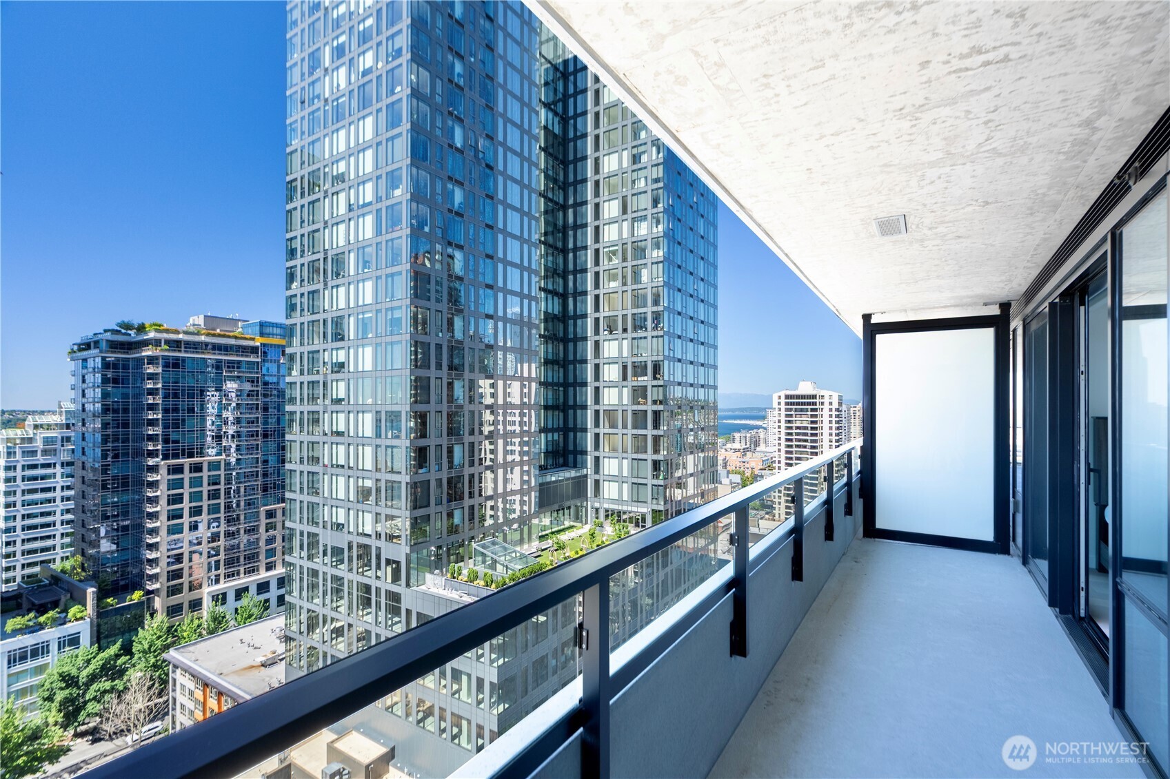 300 Virginia St #1911, Seattle, WA 98101, photo 3 of 34