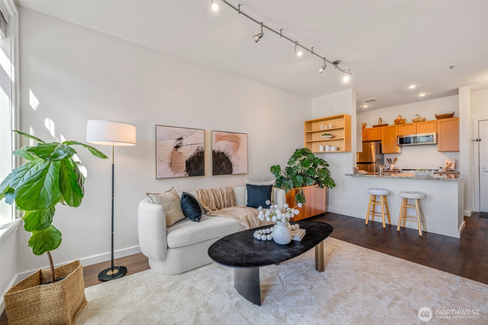 2414 1st Avenue #413, Seattle, WA 98121-1306, photo 5 of 33