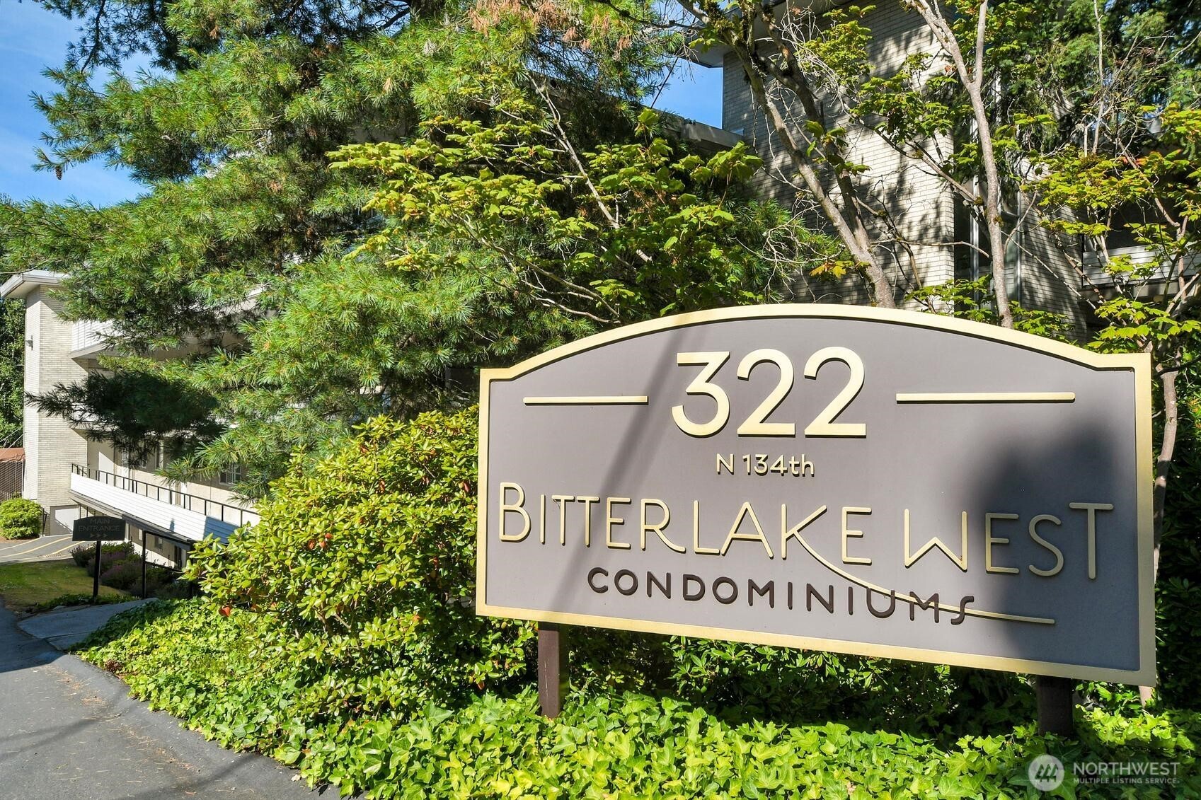 322 N 134th Street #102, Seattle, WA 98133, photo 4 of 18