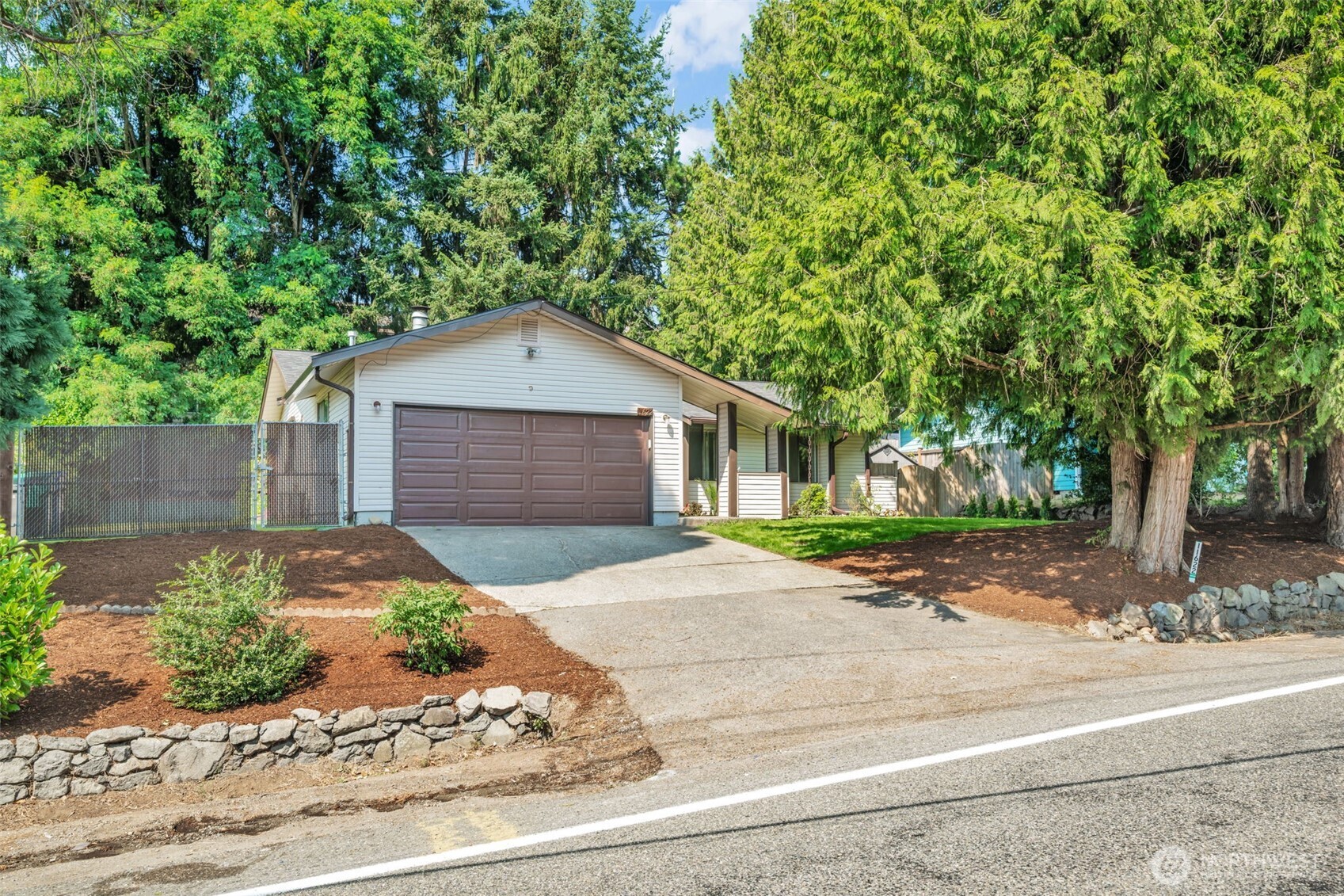 11622 SE 320th Street, Auburn, WA 98092, photo 2 of 3