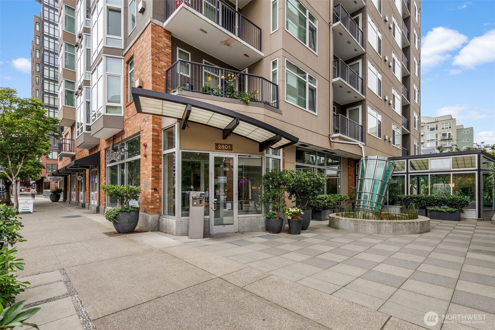 2801 1st Avenue #807, Seattle, WA 98121, photo 4 of 31