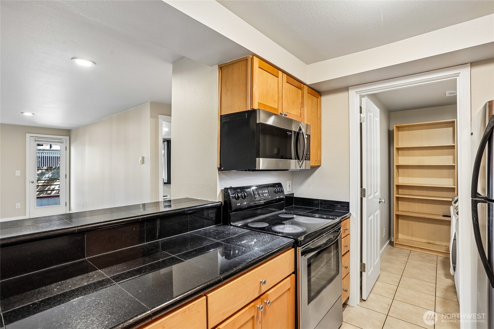 1124 N 92nd Street #104, Seattle, WA 98103, photo 4 of 19
