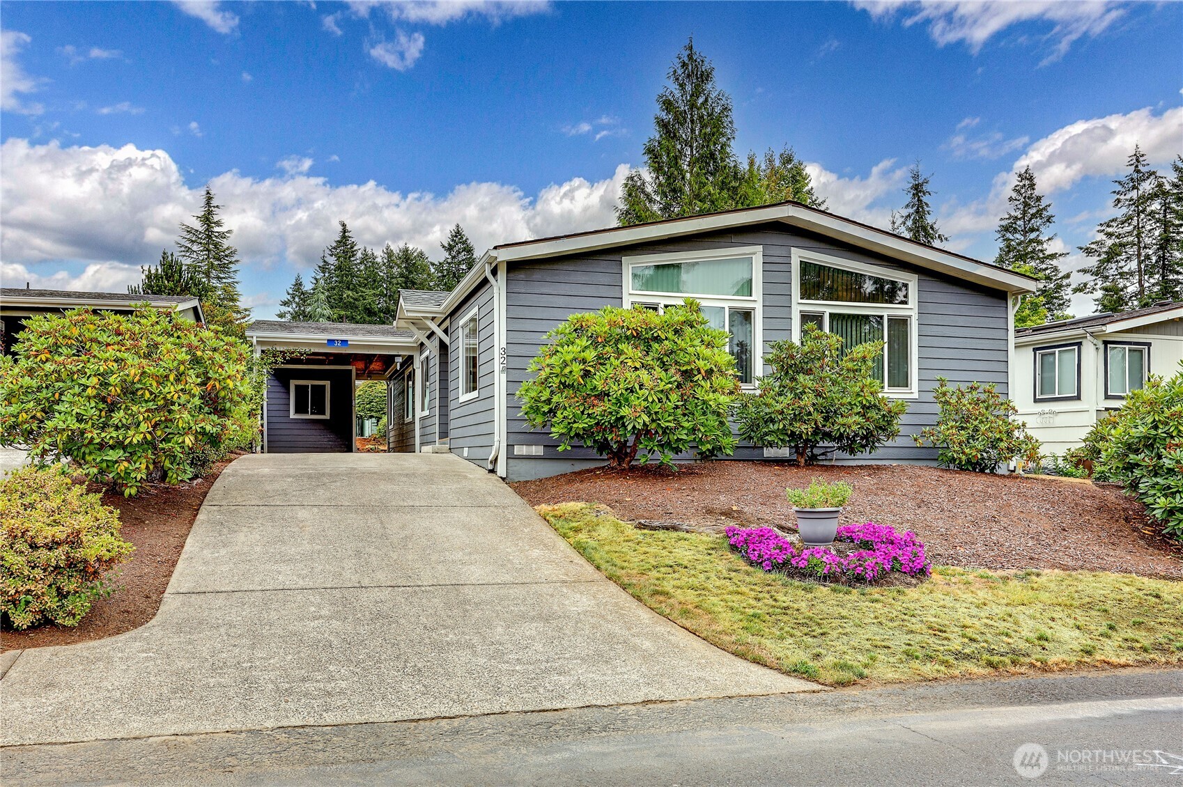 1754 NE Mesford Road #32