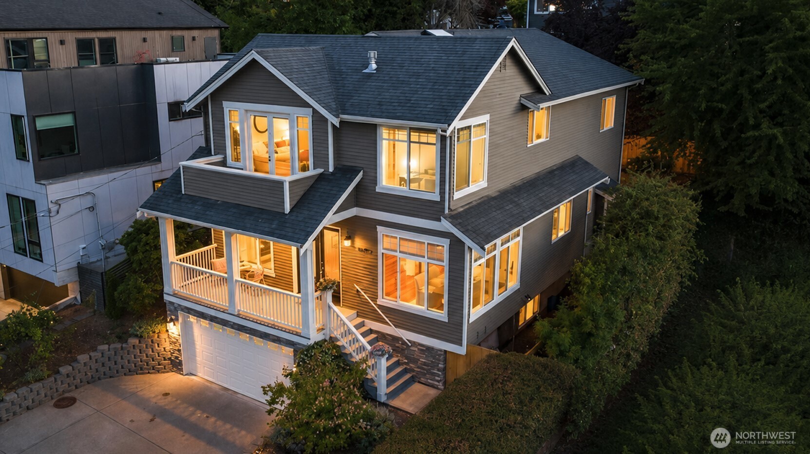 4047 Willams Avenue W, Seattle, WA 98199, photo 2 of 2