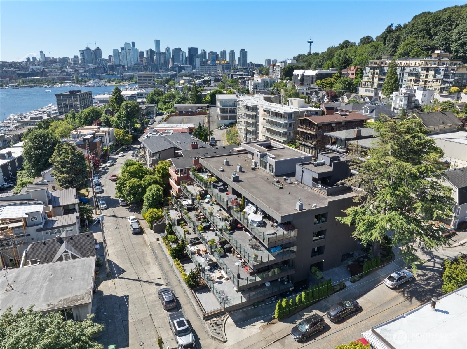 2040 Waverly Place N #301, Seattle, WA 98109, photo 2 of 36