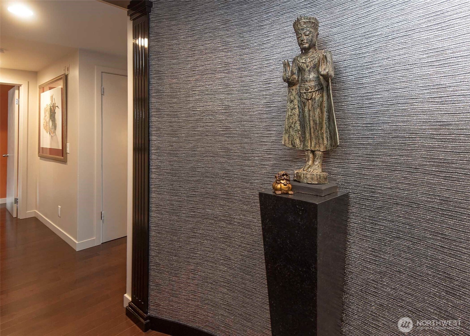 2040 Waverly Place N #301, Seattle, WA 98109, photo 5 of 36