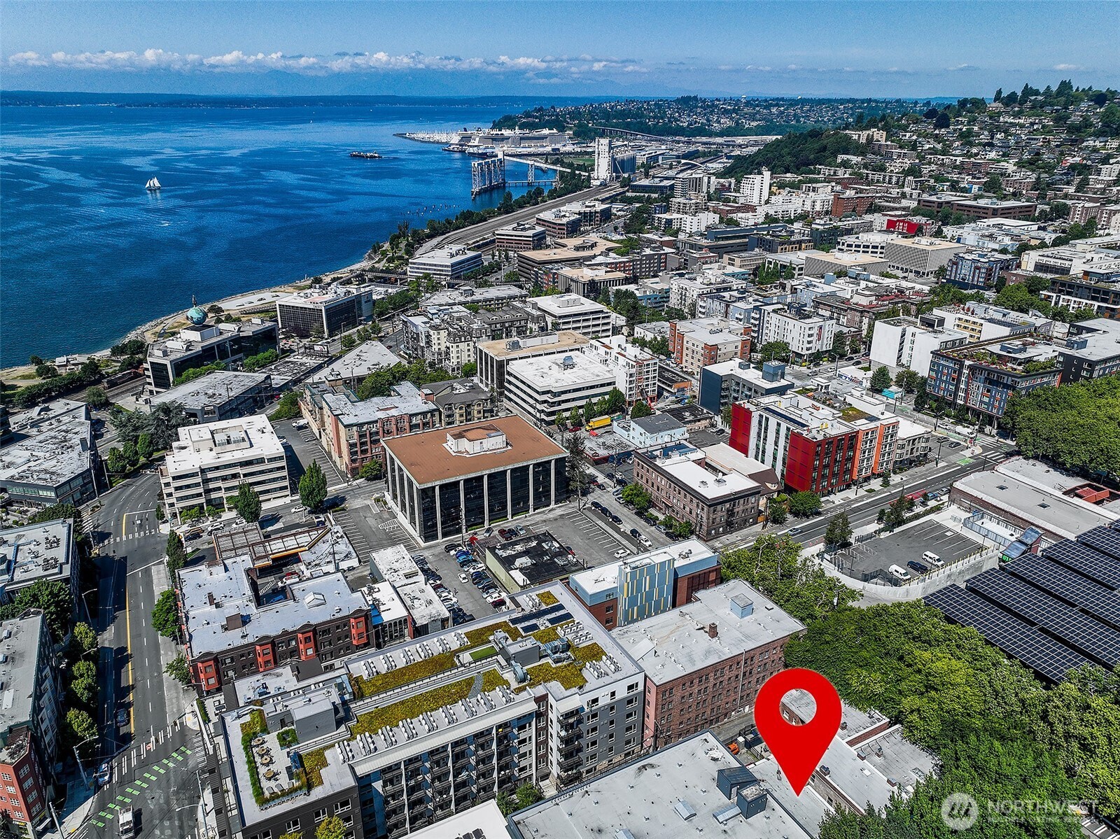 125 Warren Avenue N #J, Seattle, WA 98109, photo 3 of 33