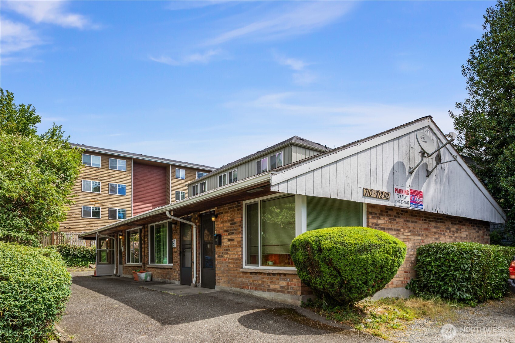 710 NE 43rd Street