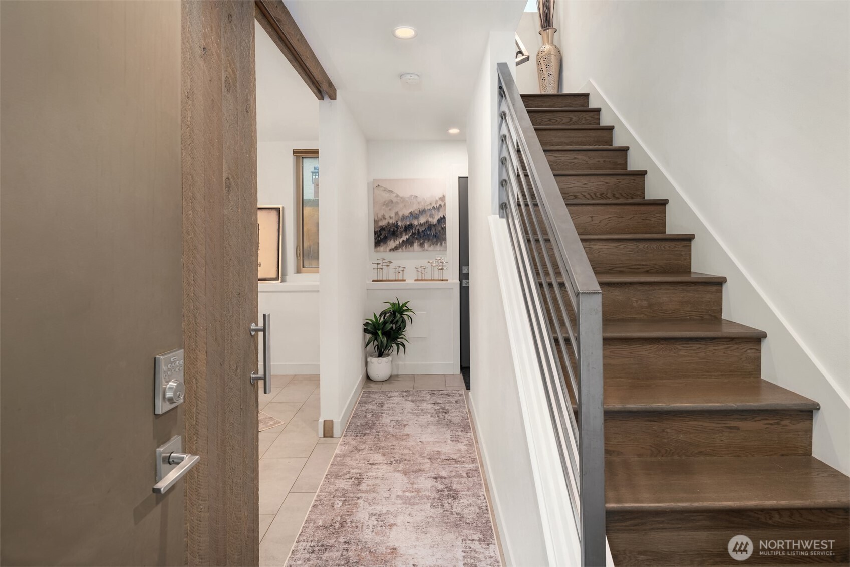 1935 B 7th Avenue W, Seattle, WA 98119, photo 5 of 34